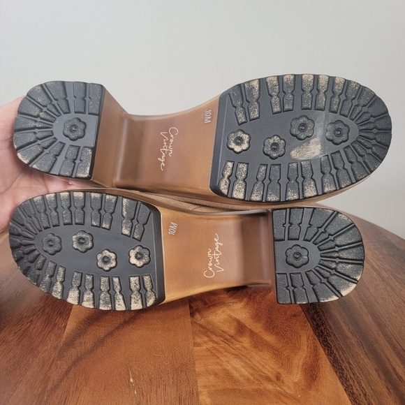 Crown Vintage Tan Suede Women's Mules Size 10 Booties Heels Boho Neutral - Picture 13 of 16